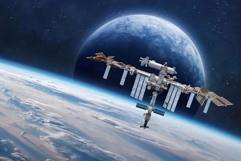 Обложка © Shutterstock / FOTODOM / Dima Zel