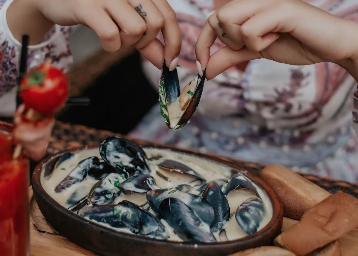 Обложка © Shutterstock / FOTODOM / libranding