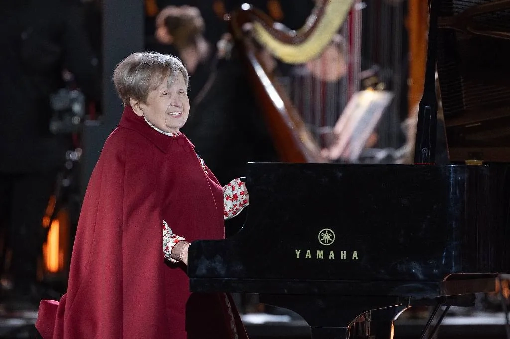 Александра Пахмутова. Обложка © ТАСС / Елена Мельникова