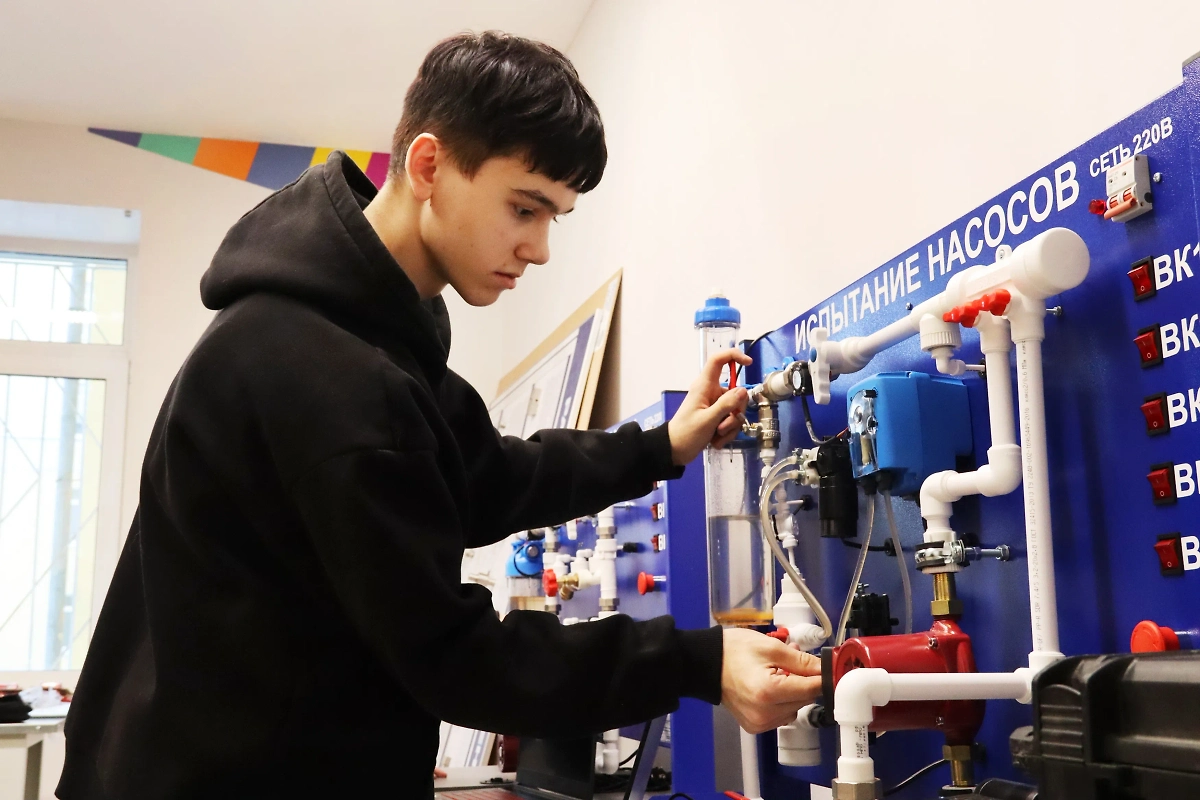 Российский бизнес активно включился в процесс подготовки профессиональных кадров. Обложка © Пресс-служба РУСАЛа