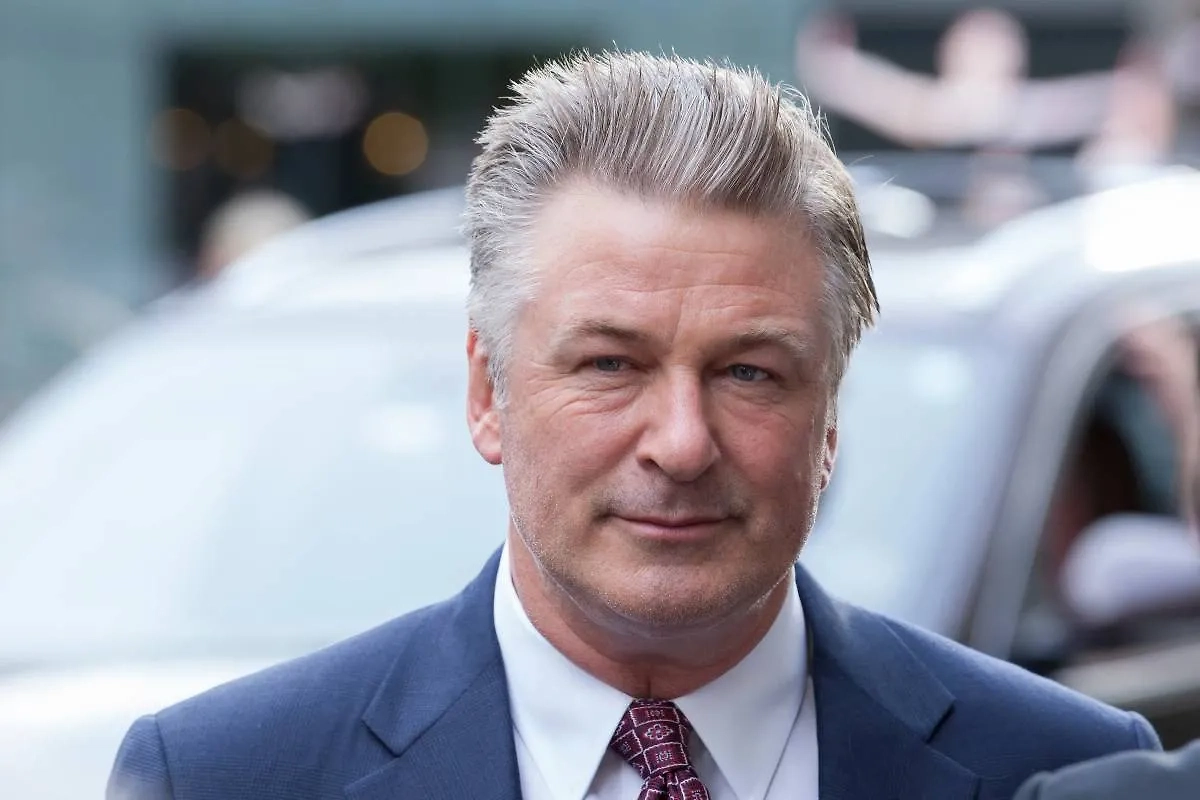 Обложка © Shutterstock / FOTODOM / lev radin