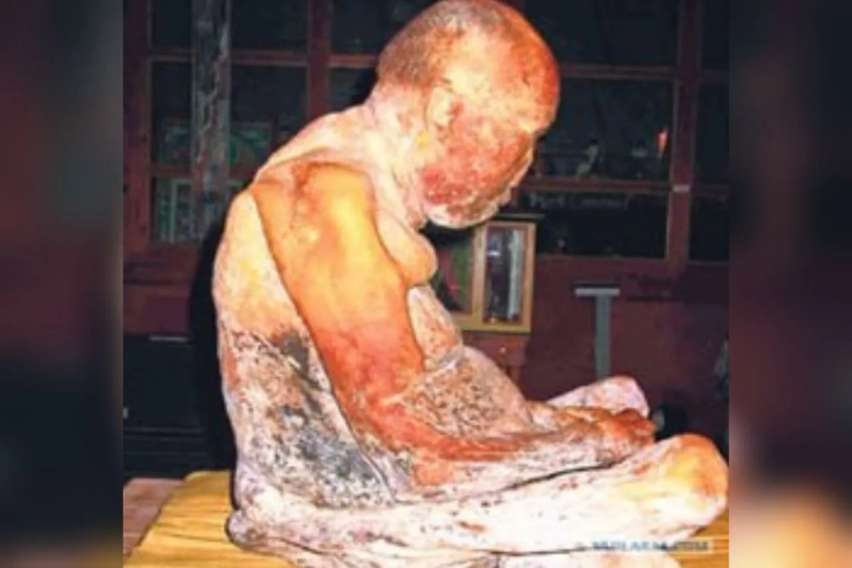 Тело Пандито Хамбо-ламы XII Даши-Доржо Итигэлова после 1927 года стало феноменом! Загадочным и раскрывающим некоторые тайны из истории буддизма. Фото © Wikipedia