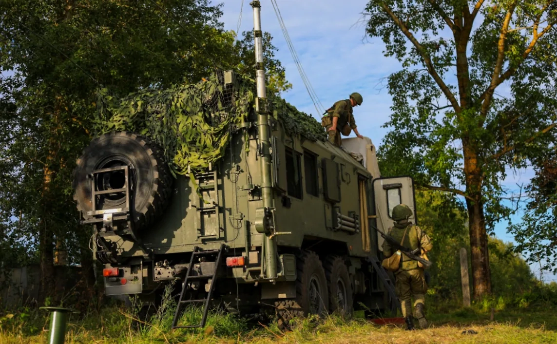 ВС РФ. Обложка © Минобороны РФ