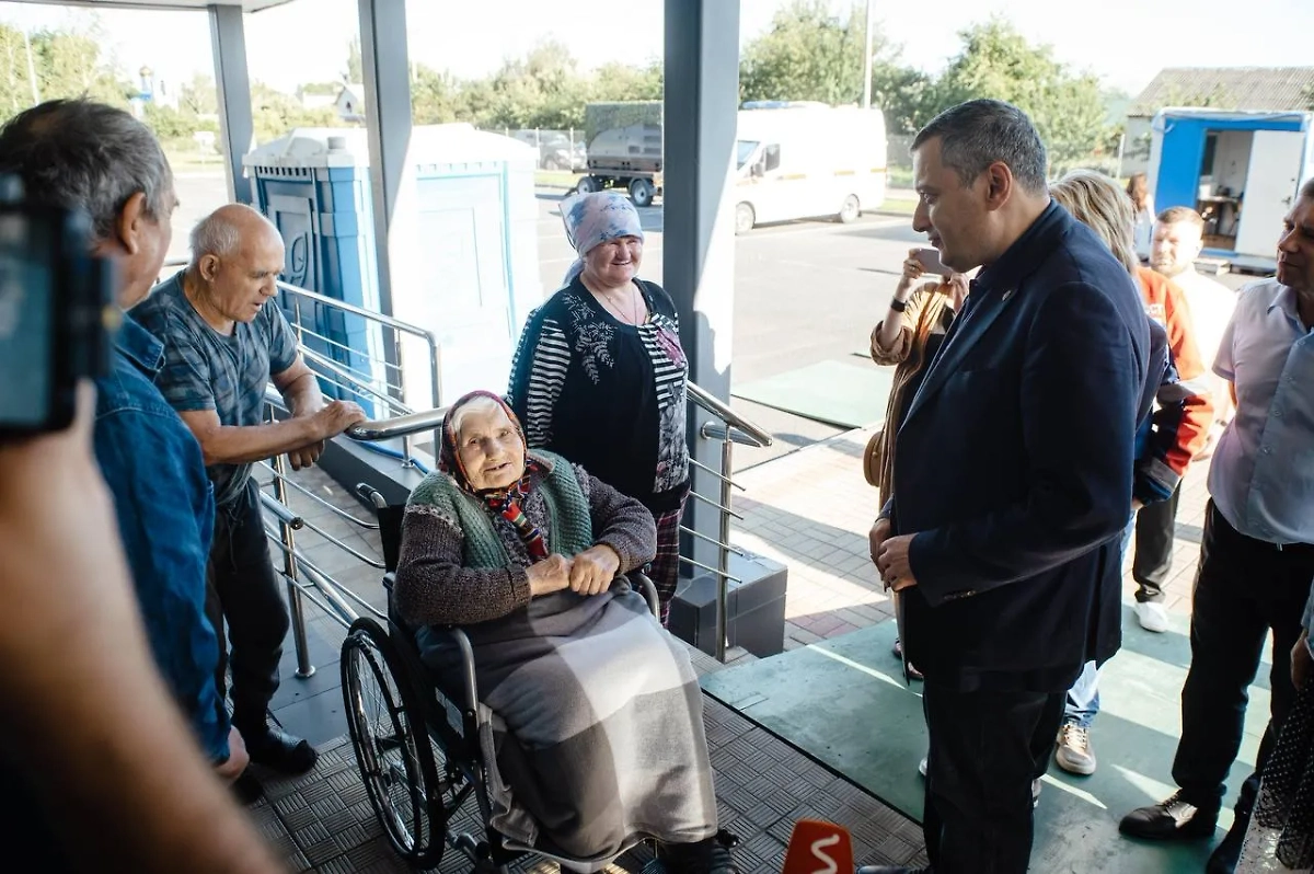 Александр Хинштейн в ПВР в Понырях. Обложка © Telegram / Александр Хинштейн 