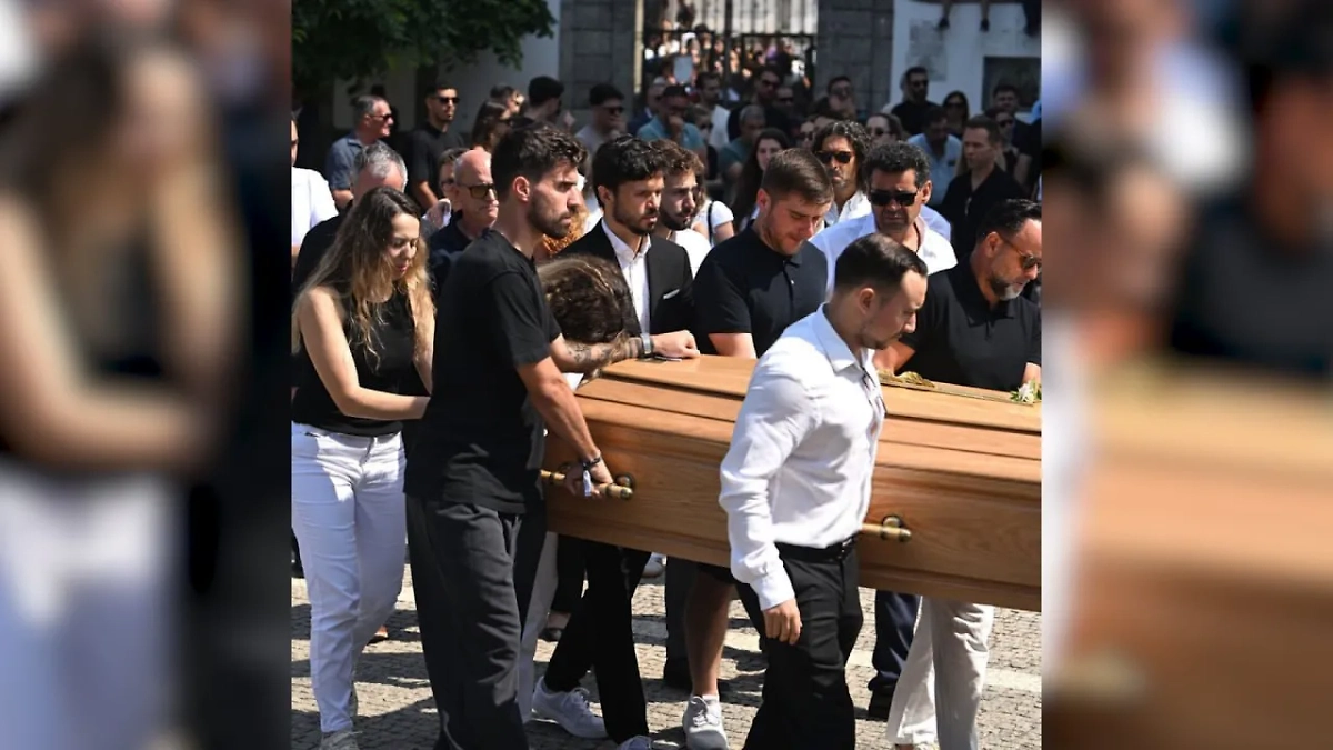Похороны погибших футболистов. Фото © X / MadridUniversal