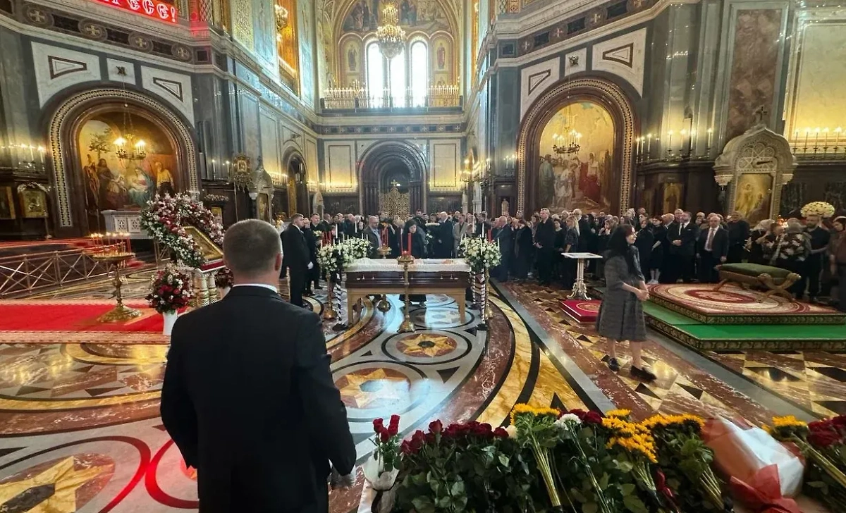 Похороны. Обложка © Life.ru