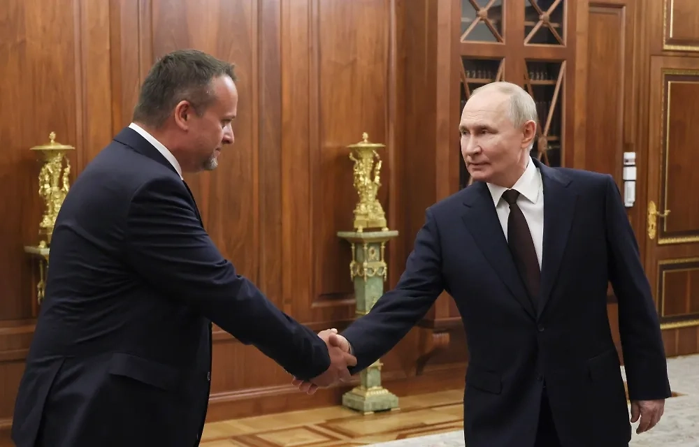 Владимир Путин и Андрей Никитин. Обложка © РИА Новости / Михаил Метцель