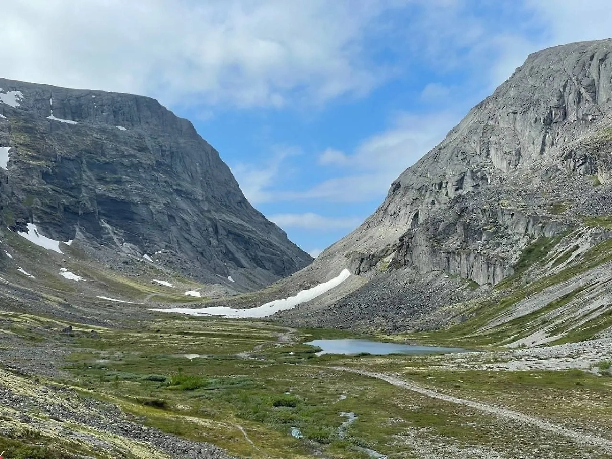  Обложка © VK / FINISHERR - СПОРТФЕСТ ХИБИНЫ 2025