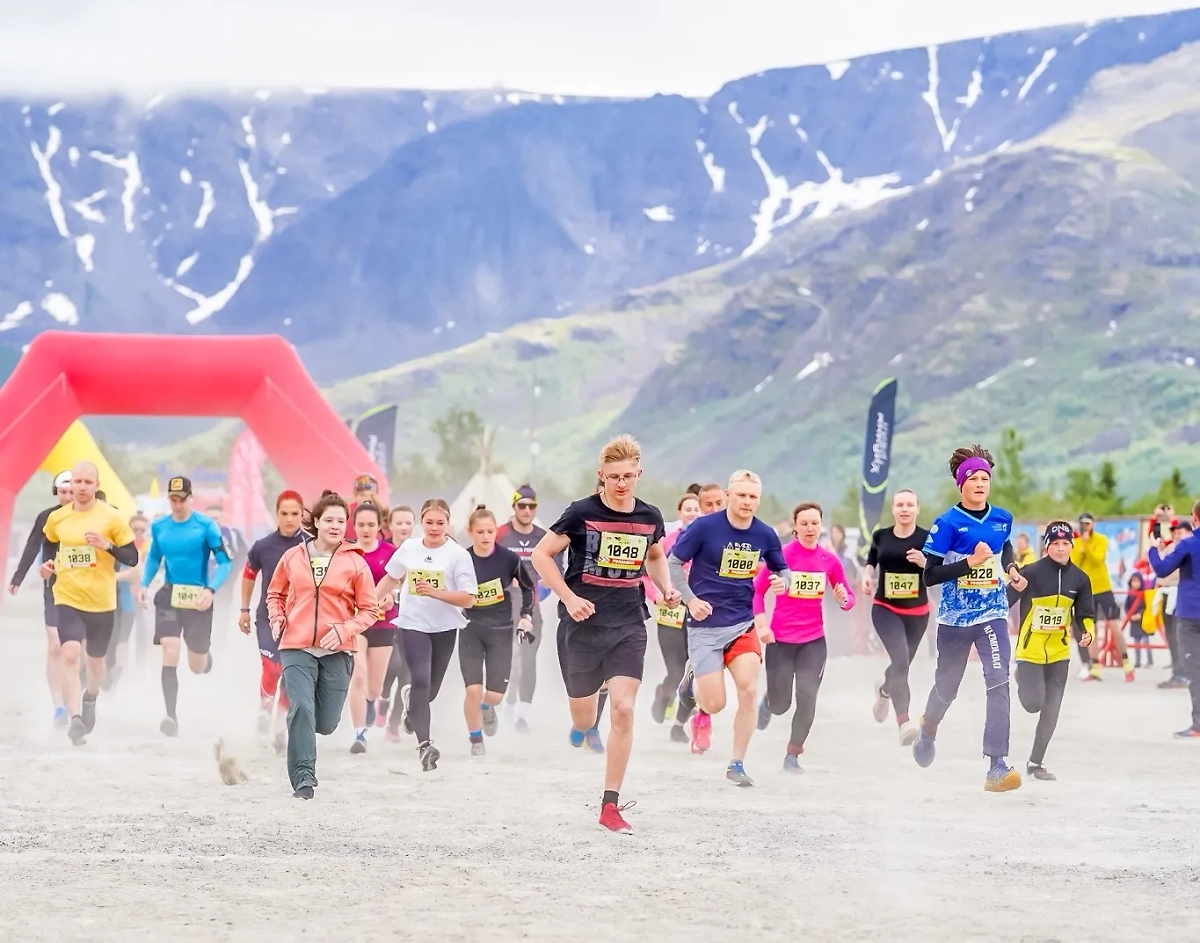 Локация спортфеста «Хибины» Обложка © VK / FINISHERR - СПОРТФЕСТ ХИБИНЫ 2025