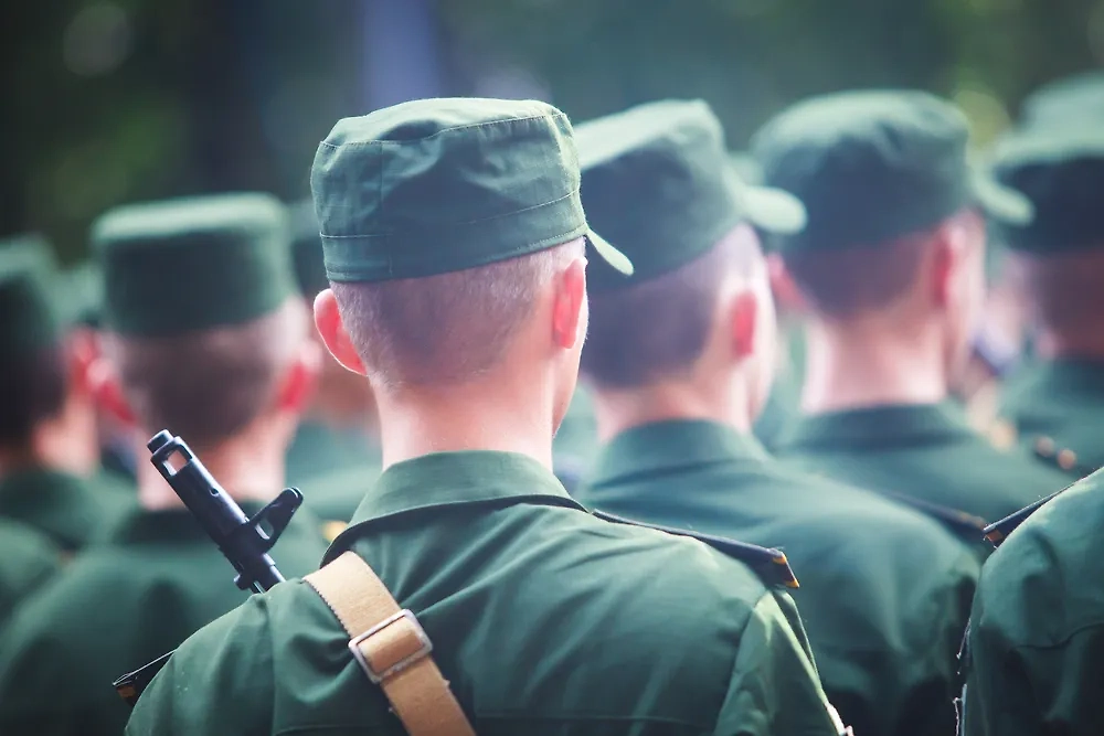 Обложка © Shutterstock / FOTODOM / Tsuguliev