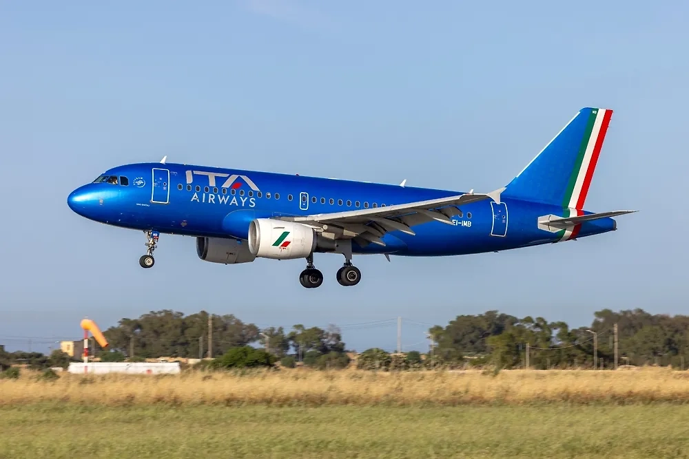 Обложка © Shutterstock / FOTODOM / InsectWorld