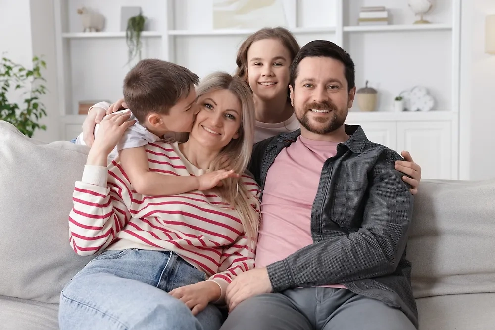 Обложка © Shutterstock / FOTODOM / New Africa