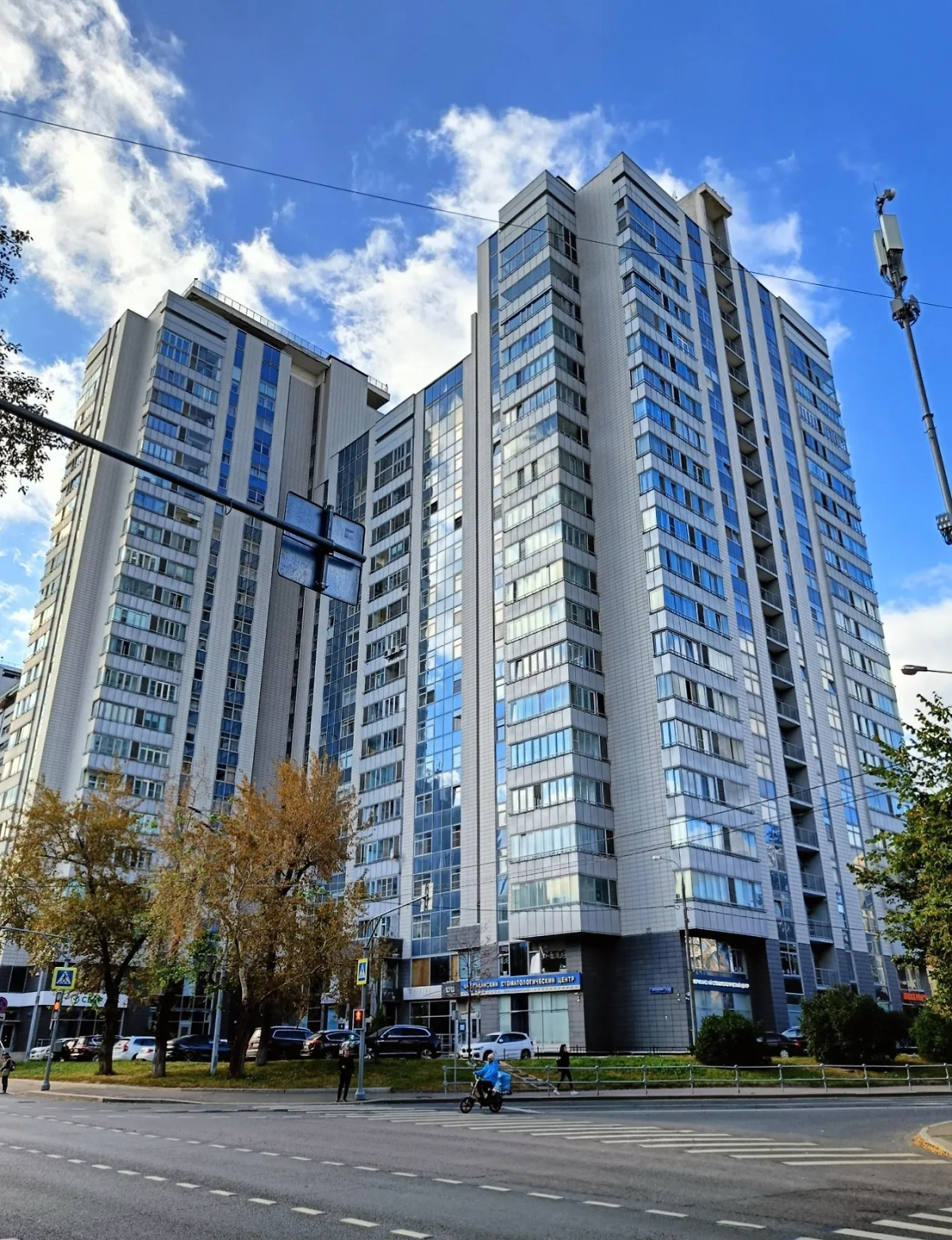 Квартира в высотке бизнес-класса в Шмитовском проезде, которой пользуется дочь Старовойта. Фото © 2gis