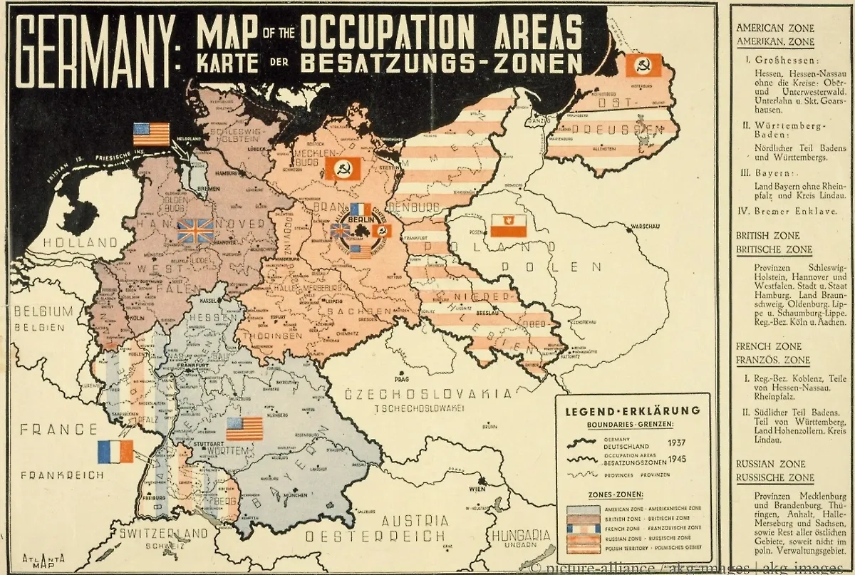 Посольство Германии поиздевалось над флагом СССР. Фото © Telegram / Посольство Германии в Москве