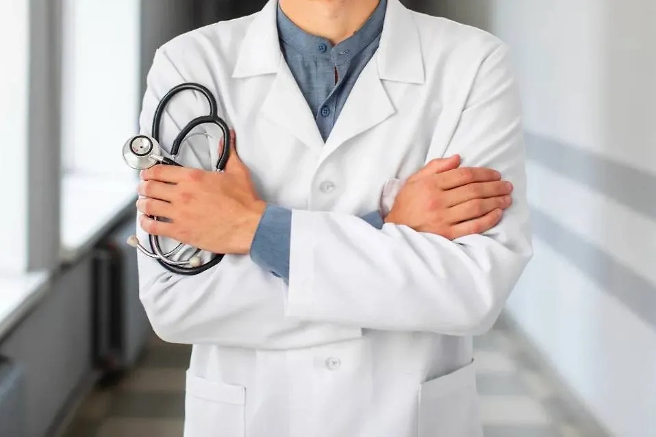 Врач. Обложка © freepik