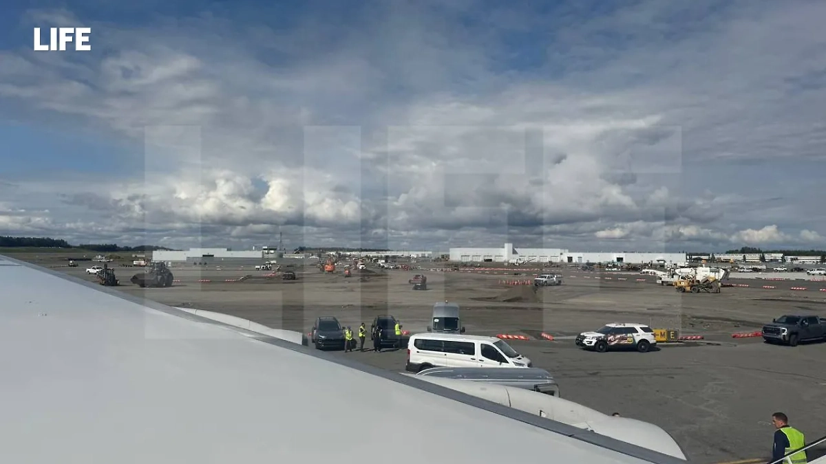 Обстановка в аэропорту Анкориджа. Фото © Life.ru / Александр Юнашев