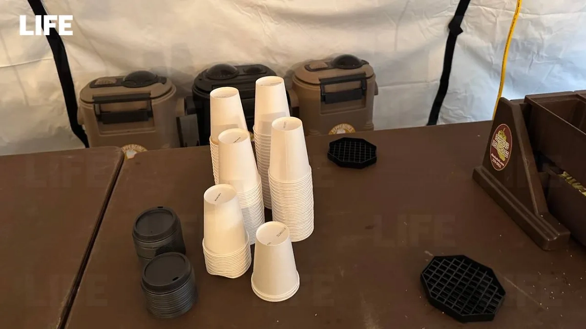 В пресс-центре в Анкоридже закончился кофе. Фото © Life.ru / Александр Юнашев