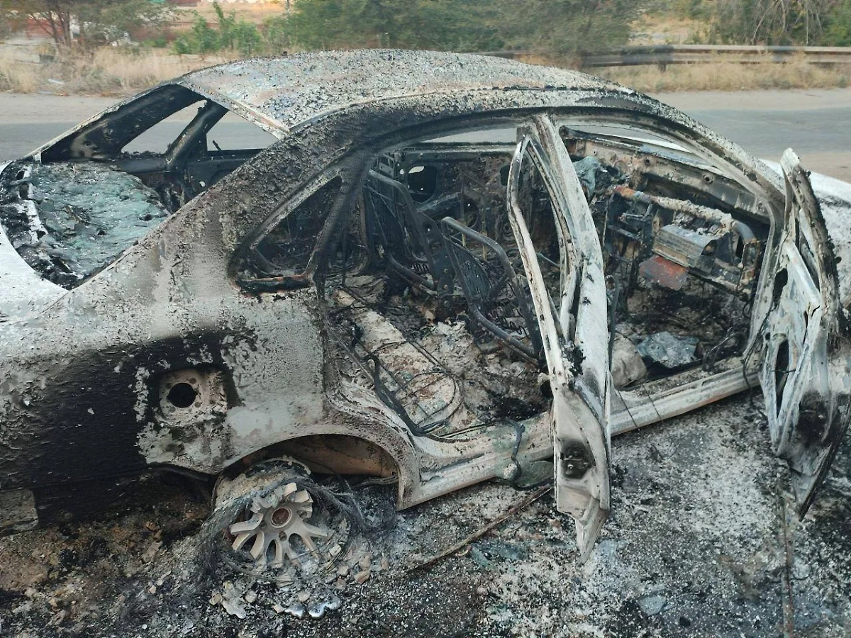 Протоиерей и его сыновья пострадали при атаке дрона ВСУ по авто в Запорожской области. Фото © Telegram/Балицкий Евгений