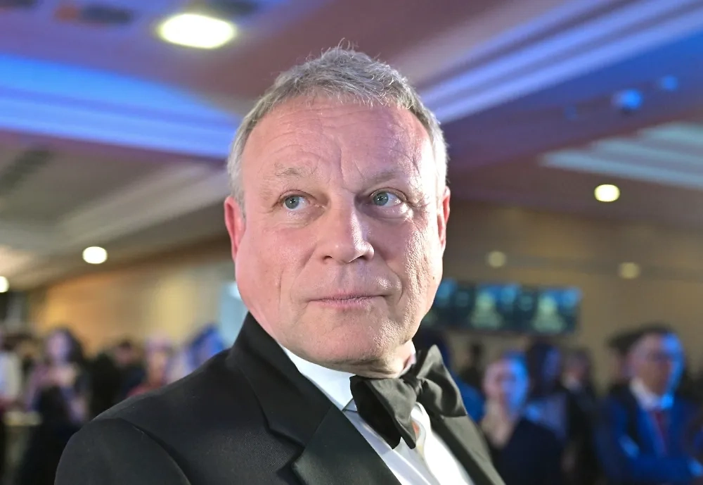 Сергей Жигунов. Обложка © РИА Новости / Илья Питалев