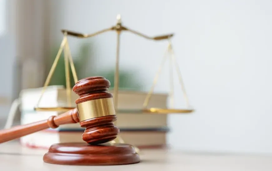 Обложка © Shutterstock / FOTODOM / Day Of Victory Studio