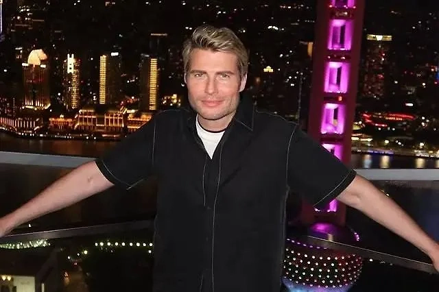 Обложка © Instagram (признан экстремистской организацией и запрещён на территории РФ) / nikolaibaskov