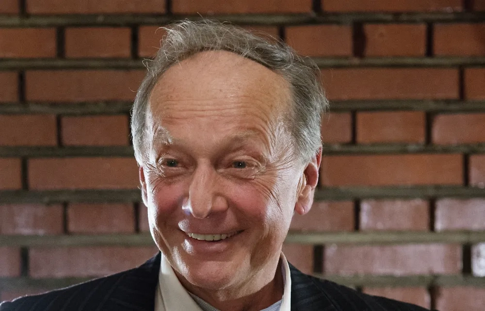 Михаил Задорнов. Обложка © РИА Новости / Максим Блинов