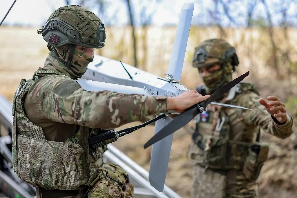 Армия России продвигается к Северску и занимает позиции в Красноармейске. Обложка © ТАСС / Алексей Коновалов