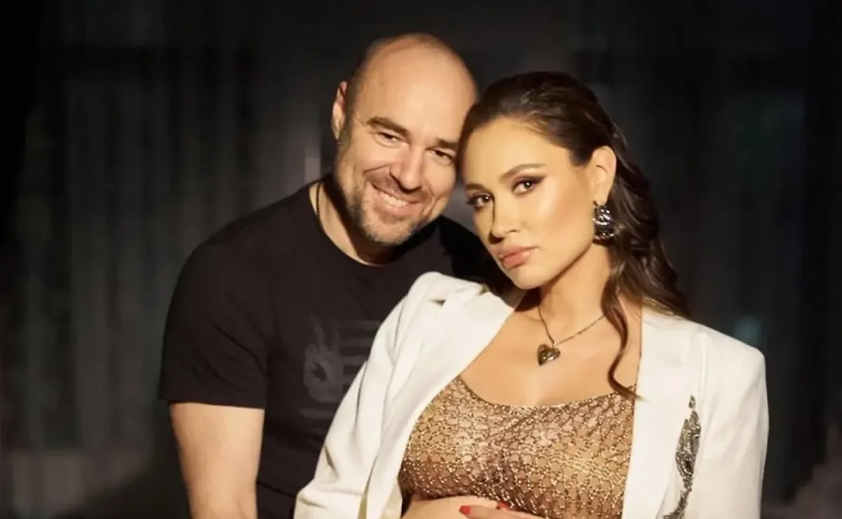 Роман Товстик с супругой Еленой. Обложка © Instagram (признан экстремистской организацией и запрещён на территории Российской Федерации)/ elenatovstik