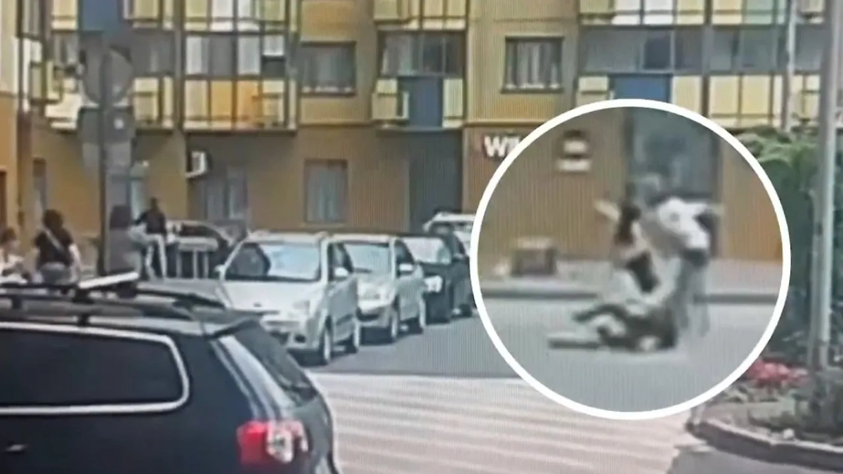 Мужчина избил прохожего битой после отказа поделиться сигаретой. Обложка © 77.мвд.рф