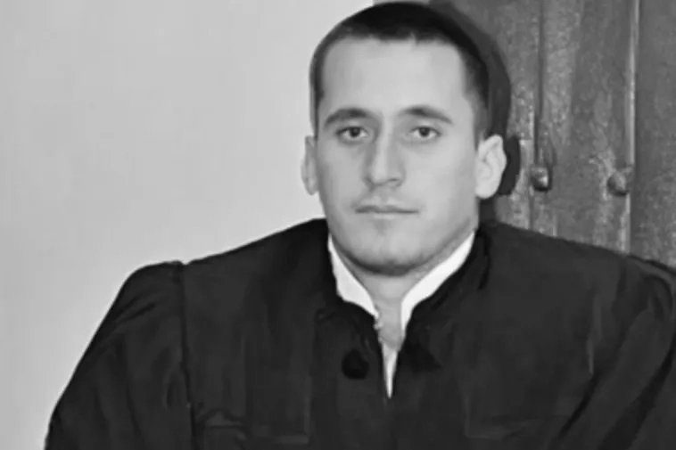 Федеральный судья Василий Ветлугин. Обложка © судьироссии.рф