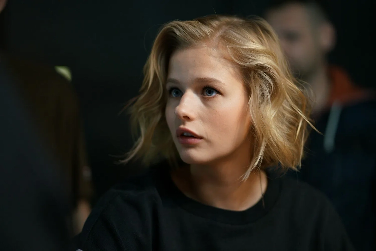 Ника Измайлова — сильный женский персонаж. Наверное, поэтому актриса так бесит Никиту Кологривого. Фото © «Полицейский с Рублёвки. Мы тебя найдём», режиссёр Илья Куликов, сценарист Илья Куликов / Kinopoisk 