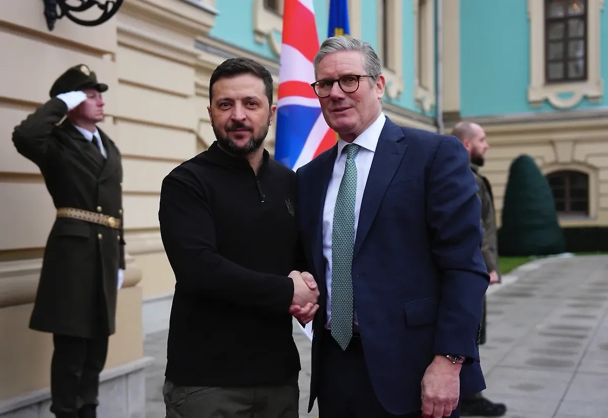 Владимир Зеленский и Кир Стармер. Обложка © ТАСС / AP