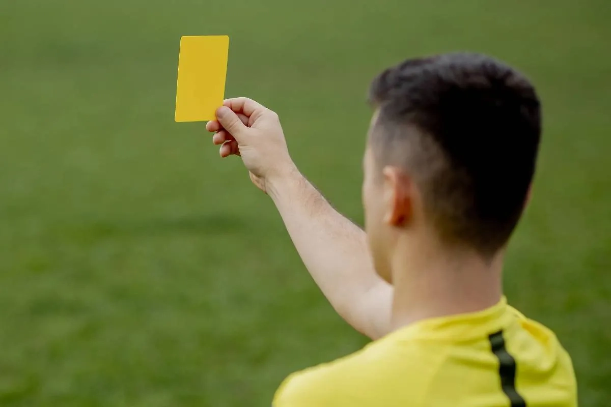 Обложка © Shutterstock / FOTODOM / Volodymyr Maksymchuk