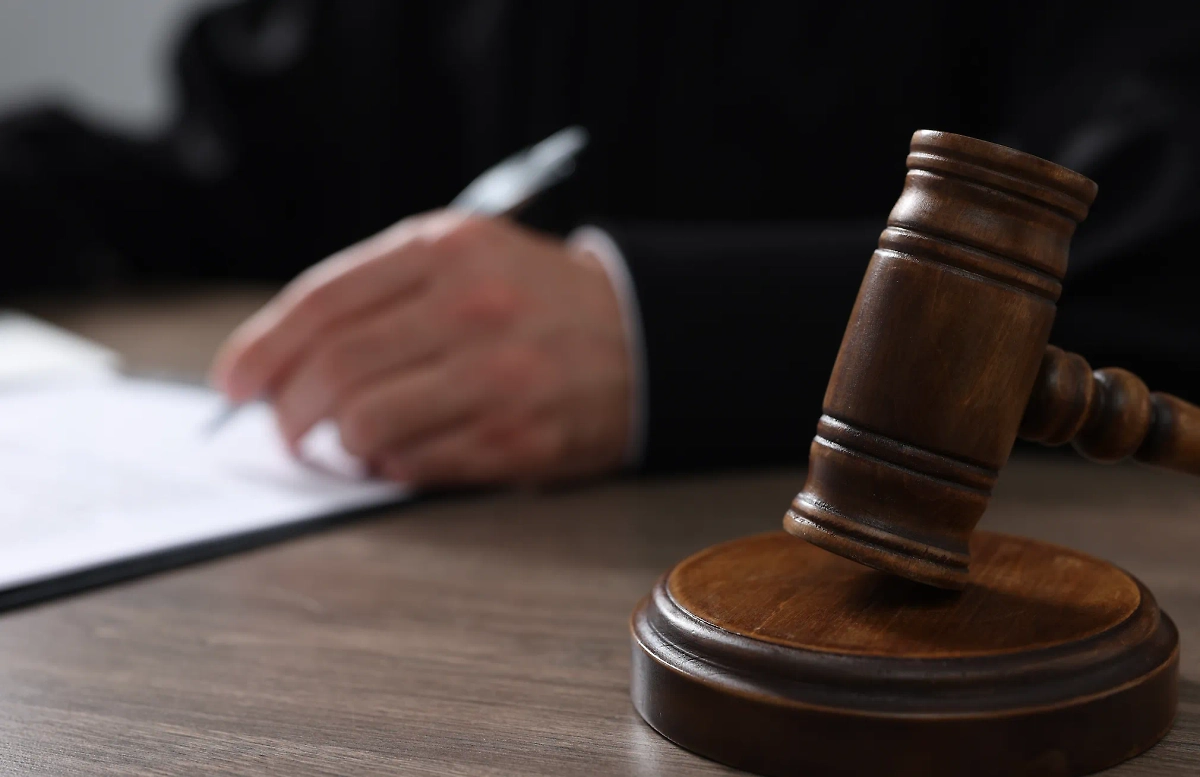 Обложка © Shutterstock / FOTODOM / New Africa