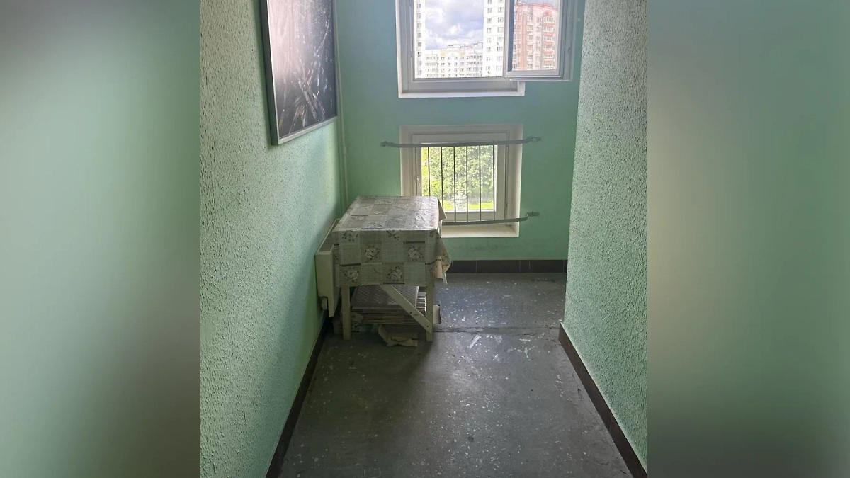 Трёхлетний ребенок выпал с пятого этажа дома в Южном Бутове и погиб. Обложка © Telegram / ПРОКУРАТУРА МОСКВЫ