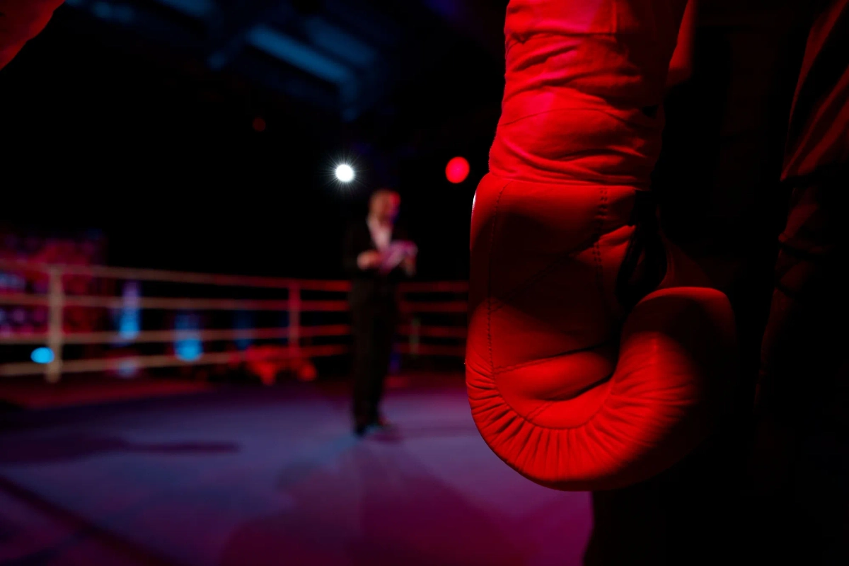 Обложка © Shutterstock / FOTODOM / dotshock