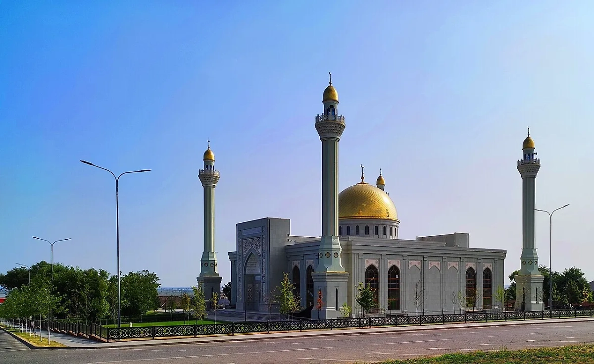 Мечеть в Ойсхаре. Обложка © Wikipedia