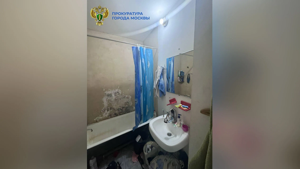 Трёхлетний ребенок выпал с пятого этажа дома в Южном Бутове и погиб. Фото © Telegram / ПРОКУРАТУРА МОСКВЫ