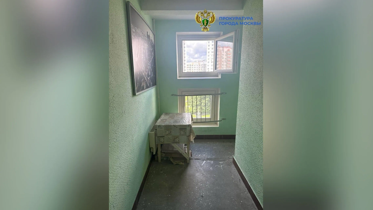 Трёхлетний ребенок выпал с пятого этажа дома в Южном Бутове и погиб. Фото © Telegram / ПРОКУРАТУРА МОСКВЫ
