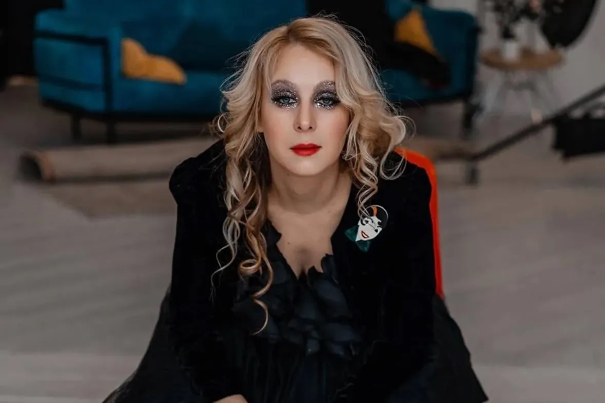 Актриса Лариса Баранова тоже сталкивалась с ненавистью одноклассников. Фото © Instagram (признан экстремистской организацией и запрещён на территории Российской Федерации) / lara__baranova