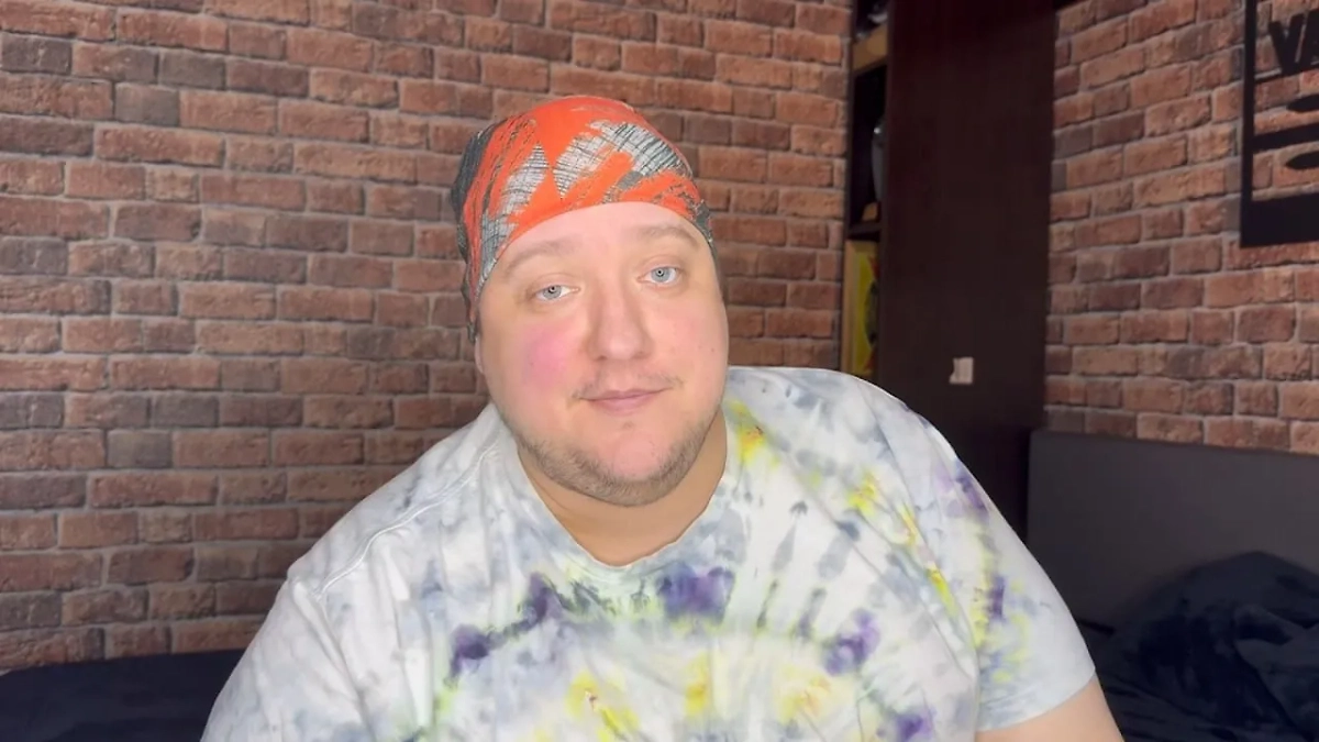 Роман Попов потерял зрение из-за рецидива рака мозга. Обложка © Telegram / Роман Попов Официальный