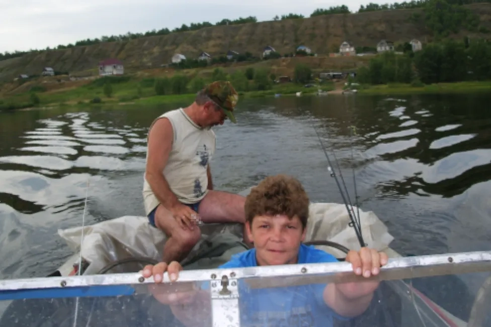 Пётр Белый на корпоративной рыбалке. Фото © tilli.narod