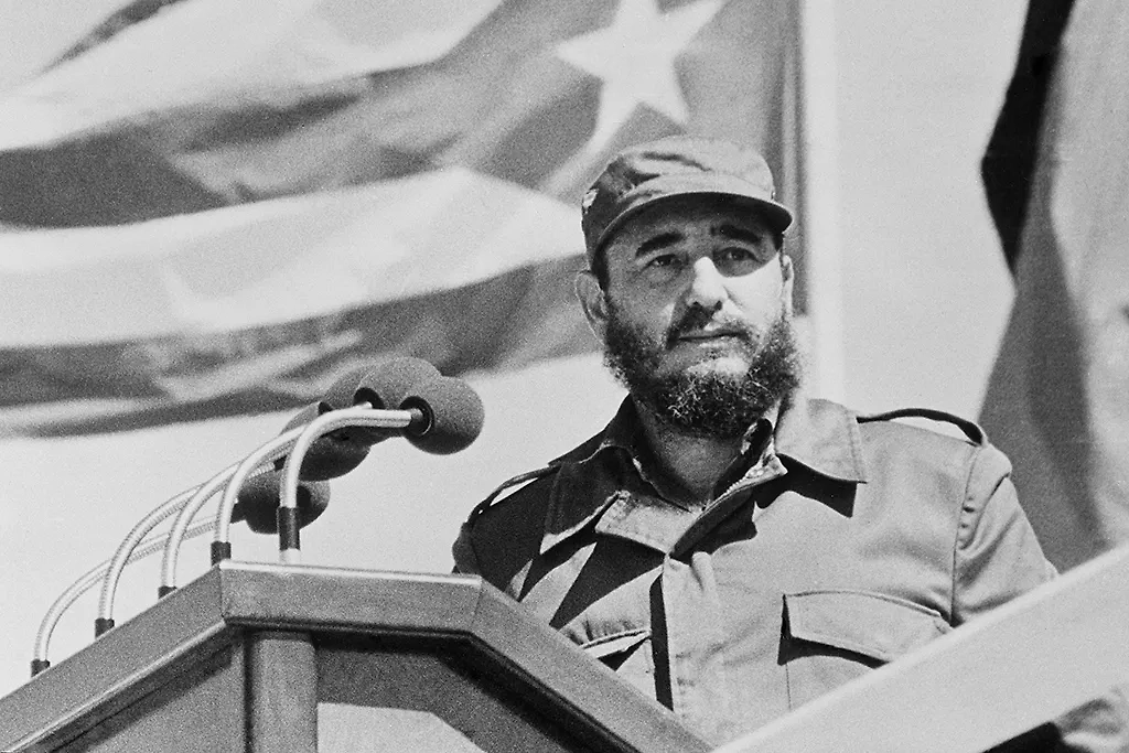 Фидель Кастро не сбривал свою легендарную бороду до конца. Фото © ТАСС / Пренс Латин 