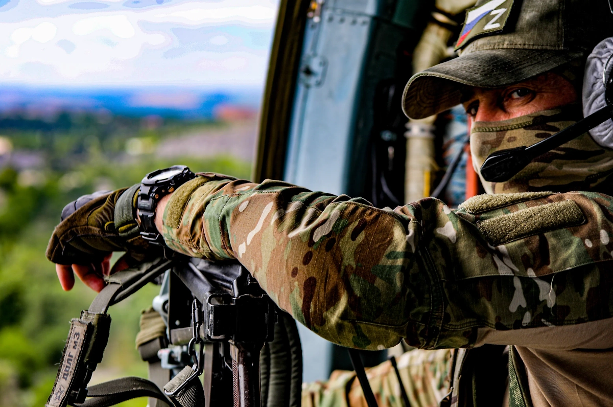 ВС РФ. Обложка © Минобороны РФ