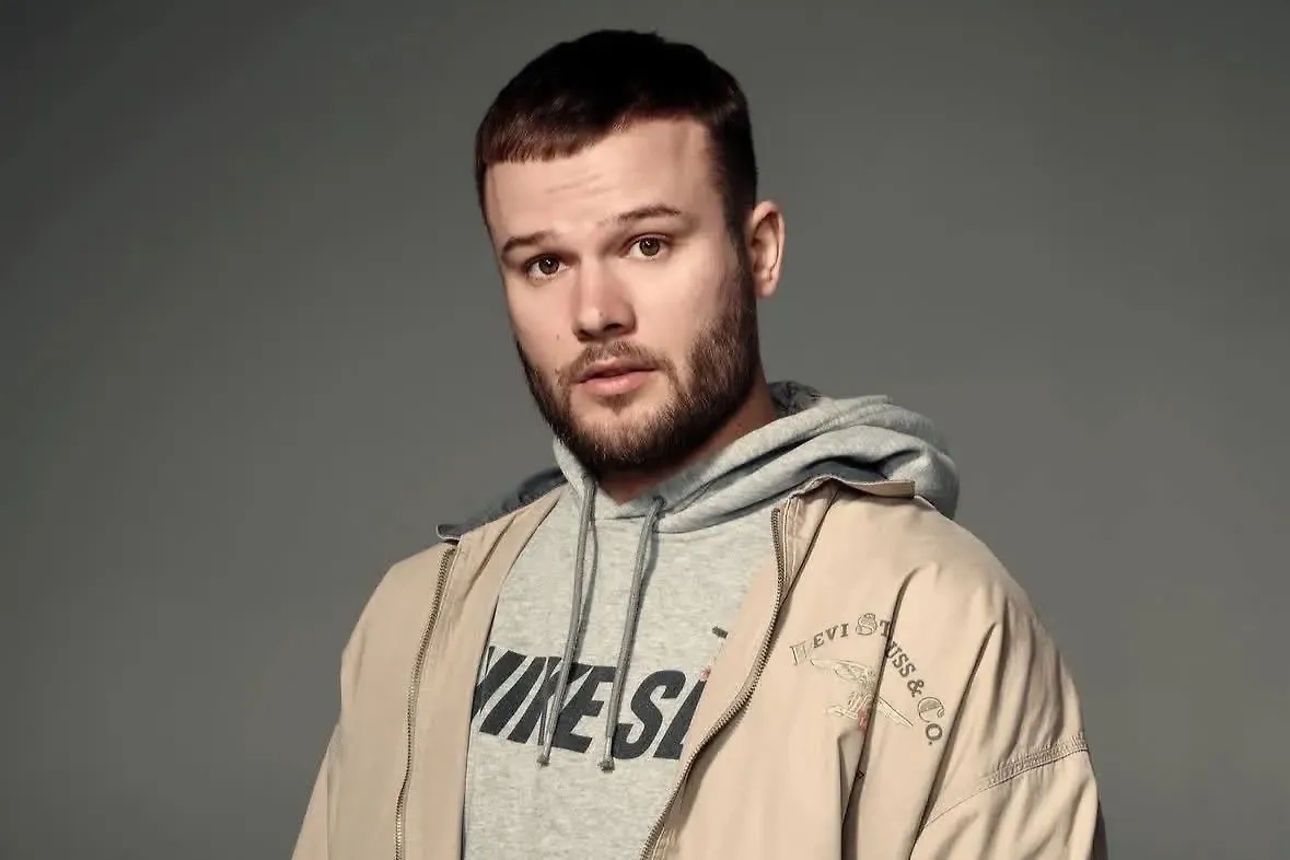 Обложка © Instagram (признан экстремистской организацией и запрещён на территории Российской Федерации) / maxkorzhmus