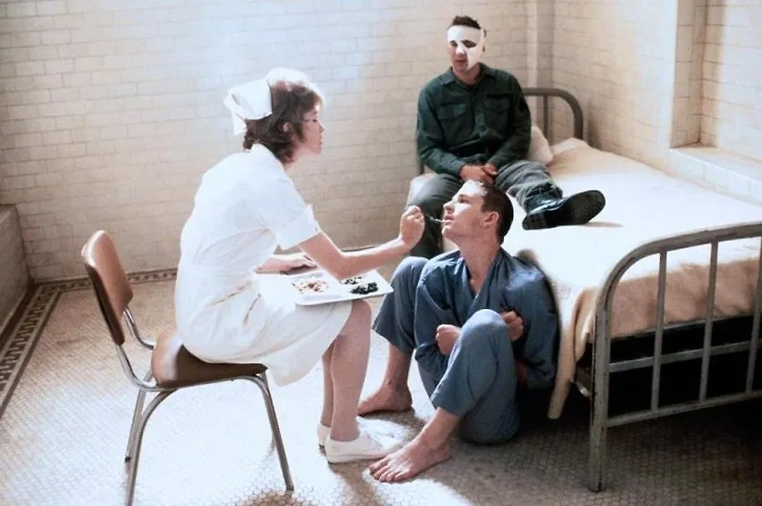 «Птаха» — оказывается, это не только рэпер. Но ещё и фильм про военных. Фото © фильм «Птаха», режиссёр Алан Паркер, сценаристы Джек Бер и др. / Kinopoisk 