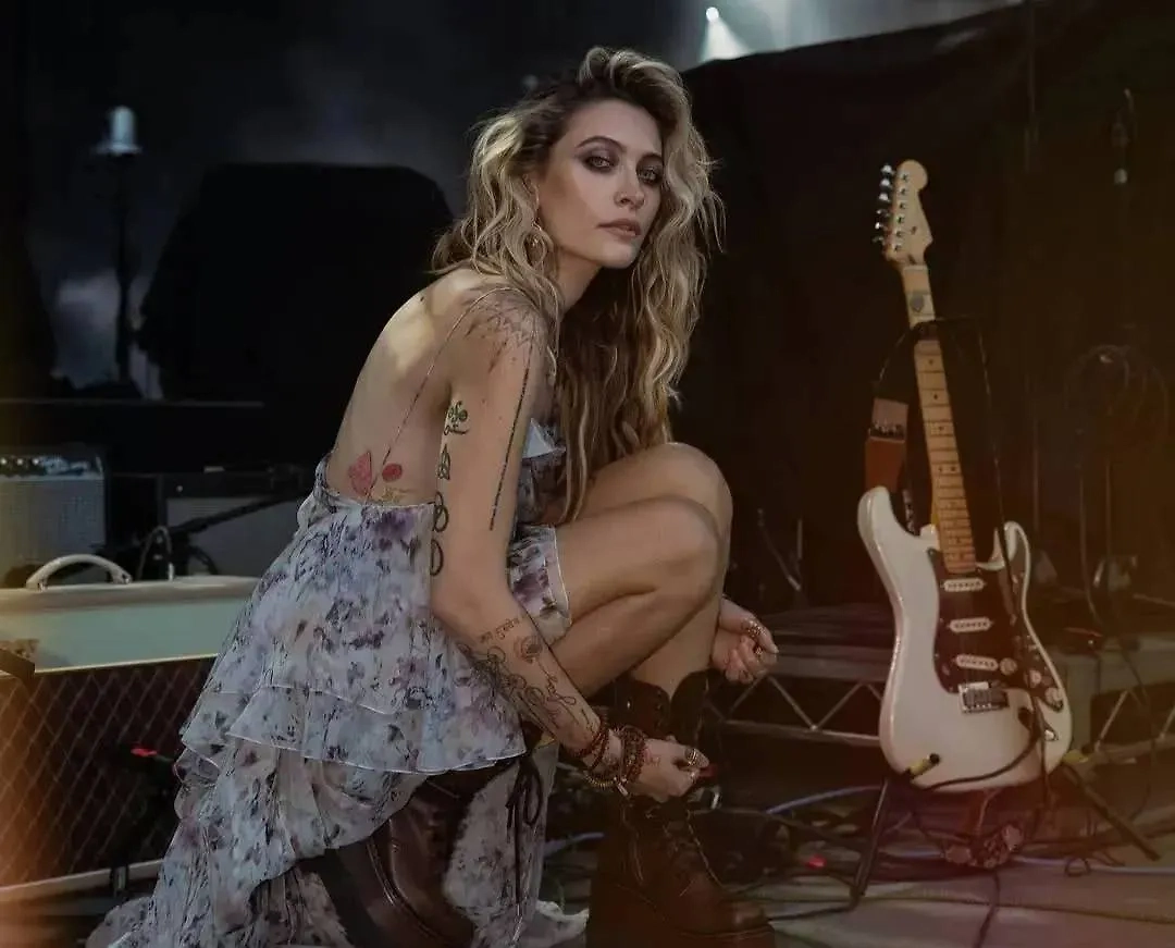 Обложка © Instagram (соцсеть запрещена в РФ; принадлежит корпорации Meta, которая признана в РФ экстремистской) / parisjackson