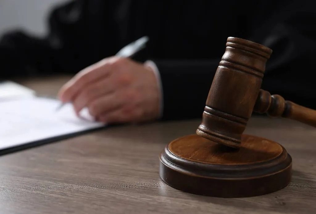 Обложка © Shutterstock / FOTODOM / New Africa