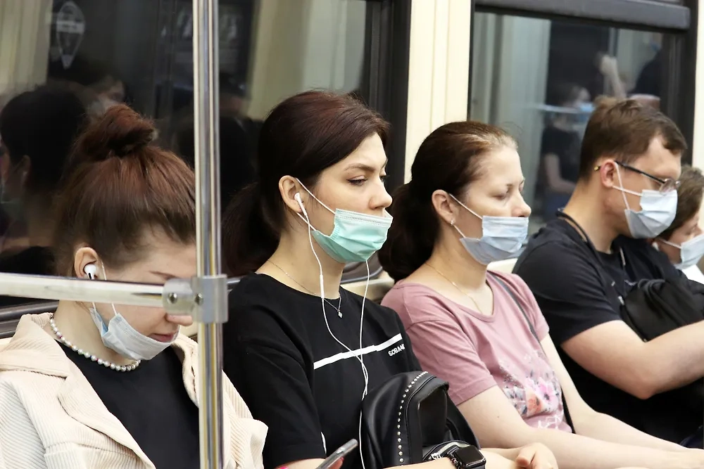 Ковид, или CoViD 2025, чего нам ждать этой осенью? Новая волна? Фото © Shutterstock / FOTODOM / Oleg Elkov