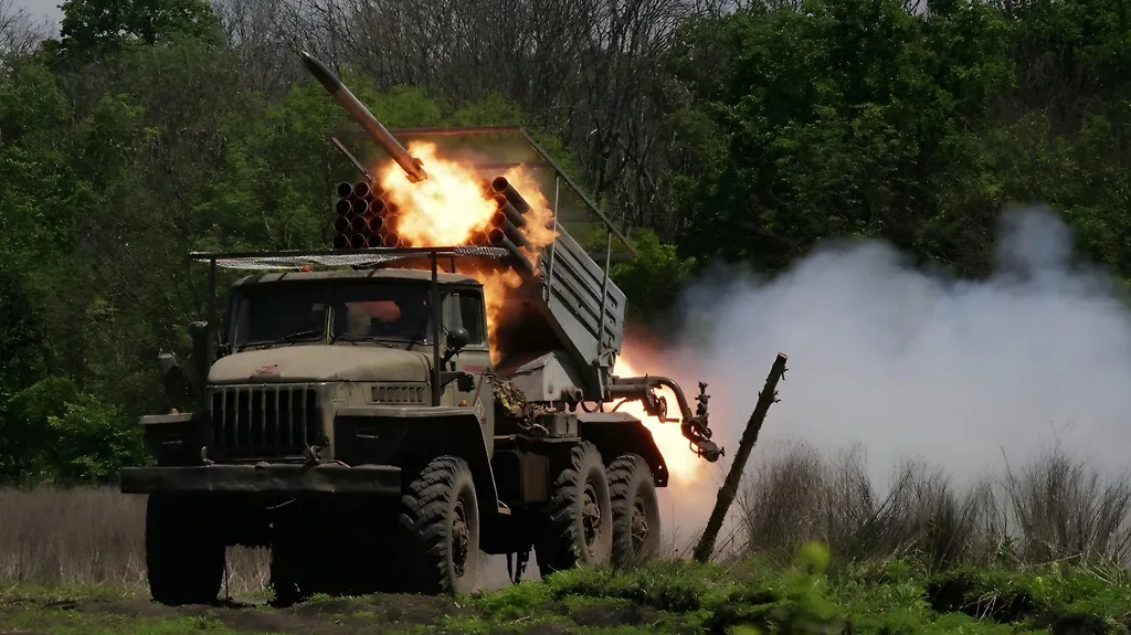 Армия России продолжает продвигаться в Днепропетровской области. Обложка © ТАСС / Пресс-служба Минобороны РФ